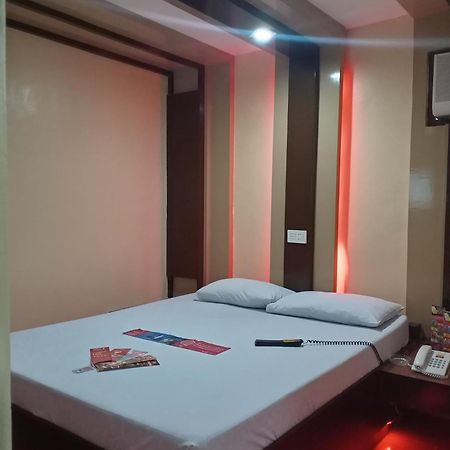 Hotel Sogo Edsa Taft Пасай Экстерьер фото